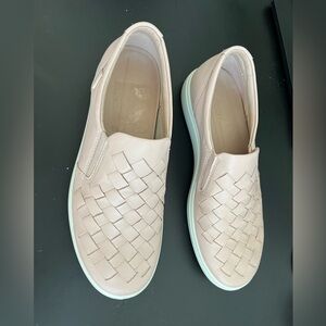 Ecco Light Pink Woven Leather Slip-on